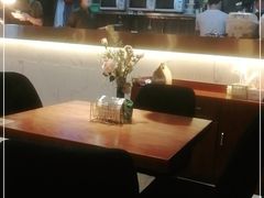 -POKEE VIA&Brunch·维娅(重庆来福士店)