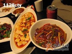 麻婆豆腐+鱼香茄子-同忆餐厅(莫干山路店)