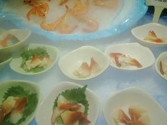 -腾阁自助餐厅(朝林广场店)