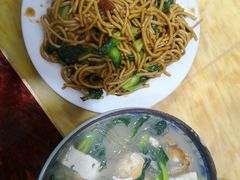 -老陆稿荐(西中市店)