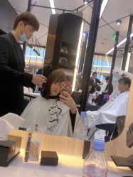 -HAIR CORNER