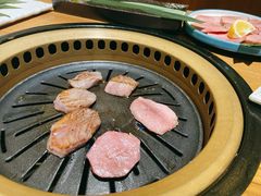 -炼火烤肉店