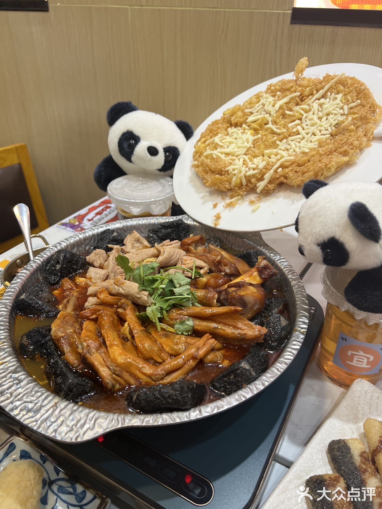 这家点吧点儿·螺蛳粉肥肠锅(团结湖店)妥妥的必吃榜品牌！