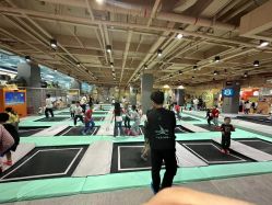-反弹蹦床公园·运动乐园·团建·亲子派对(深圳观澜湖店)