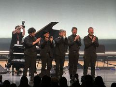 -交通银行前滩31演艺中心