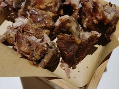 铁勺熏大骨-大铁勺新津菜(东丽阳光新业广场店)