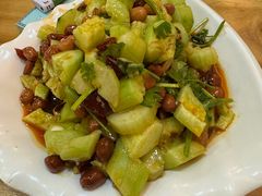 拍黄瓜-亿牌牌东北烧烤(怀特店)