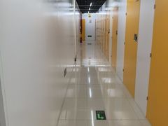 -安东易迷你自助仓储寄存仓库(草桥店)