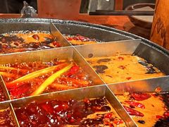 -周小明火锅(黑金冠社区店)