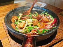 啫厚切牛肉粒-啫两手·啫啫煲·小饭堂(龙城万科里店)
