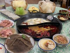 骨湯鴛鴦鍋-鸿姐老火锅(疁城新天地店)