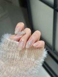 -桃色美甲沙龙
