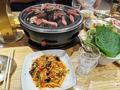 -青瓦餐厅·生鱼片·韩园烤肉(西塔店)