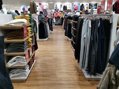 店内环境-优衣库(哈尔滨乐松广场店)