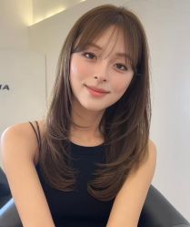 -阿三造型烫染•接发