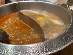 -左庭右院鲜牛肉火锅(金山万达店)