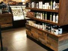 面包甜点陈列柜-星巴克(天津五大道店)