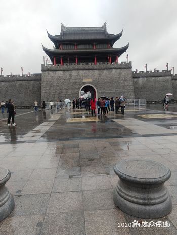 开业的第三天去的，下午的四五点左右进去的