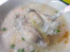 -明记烧鱼美味店