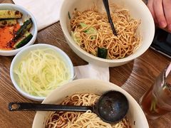 -李先生牛肉面大王(上海站南广场店)