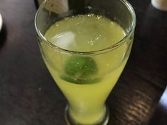 -金色印象·4K影院式足体养生(杨家坪西郊店)