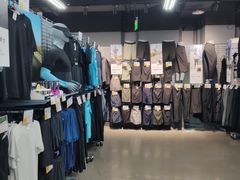 -迪卡侬(西三旗店)