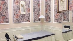 -Bollins波林丝•专研护发中心