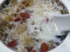 -捷信牛奶甜品世家(学府店)
