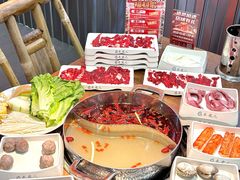 -来龍儿鲜切牛肉自助老火锅