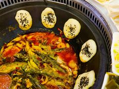 -丹水桥地锅鱼·翘嘴鲌·地方特色全鱼宴(丹江口大坝店)