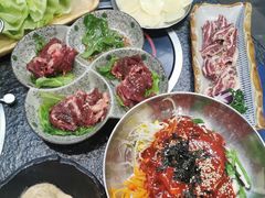 招牌四味坛子肉-芝士牛炭火烤肉