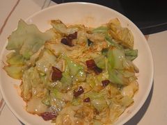 -阿瓦山寨·湘菜现炒·剁椒鱼头王(咸阳总店)