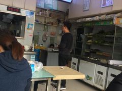 -锅神麻辣烫