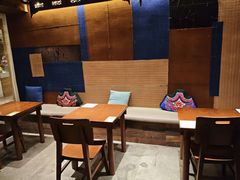 -包整·丝娃娃(一览甲秀楼风景店)