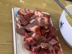 -乔家小院•本地小海鲜•非遗驴肉(万年泉路店)