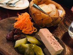 -羽深肉铺 Steak & Wine