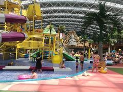-沈阳龙润夏宫温泉水乐园
