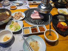 -唯成•韩国炭火烤肉 유성고기