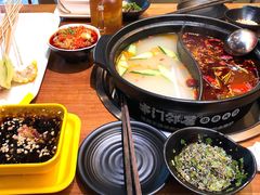 -串门邻居串串火锅(云南南路店)