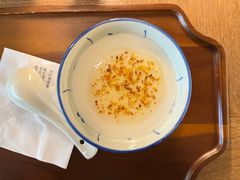 杏仁豆腐-RUXU入续鸳鸯糖水铺(万菱汇店)