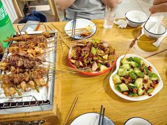 -烤满分·东北烧烤(首经贸店)