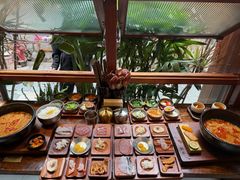 -银米·云南传统过桥米线(双廊黑金冠店)