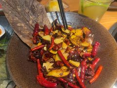 -一朵菌·野生菌探索家火锅(南亚店)