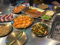 -又见炊烟炭火烤肉(五一新村店)