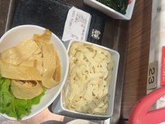 -七欣天香辣蟹火锅(南京建宁路大观天地店)