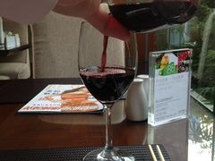 葡萄酒-北京港澳中心瑞士酒店·瑞士咖啡厅·自助餐