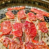 排队三小时都要吃的烤肉‼️无法拒绝的蚂蚁洞