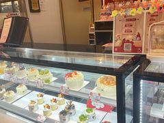 -花花卷卷·鲜食蛋糕(静安久光百货店)