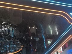 -屋有岛沉浸游戏旗舰店(中山公园店)