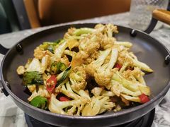 -披云云小馆·味道江湖(姚家园万象汇店)